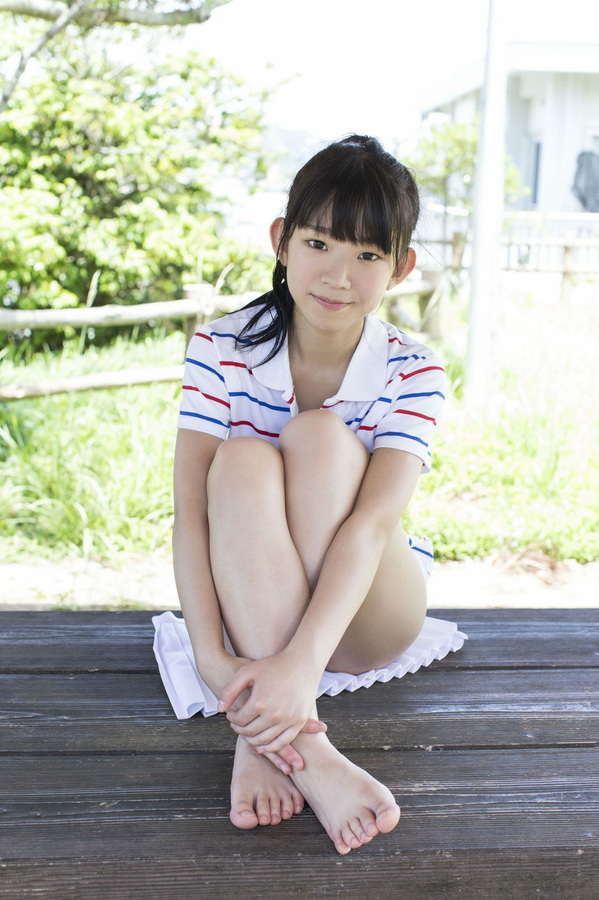 長澤茉里奈 - Bamboo e-Book 「ピュア美少女登場」  30枚目