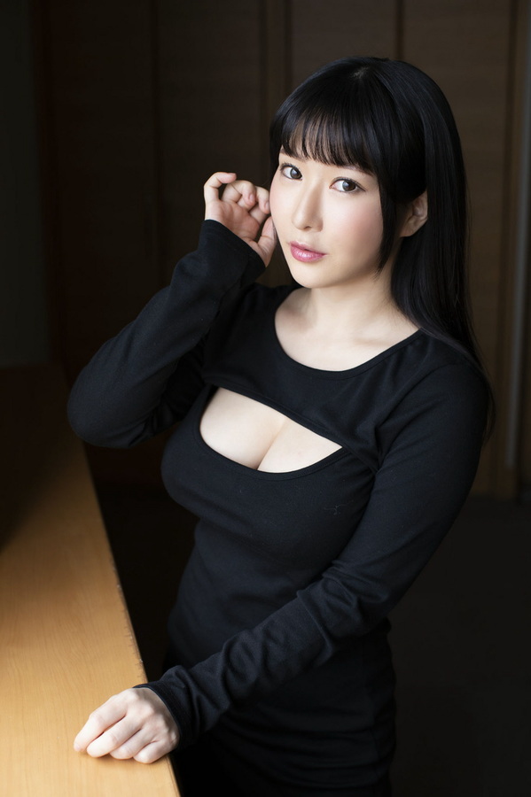 雨宮留菜 - Bamboo e-Book 「ご主人様とメイドさん お出迎え編」  2枚目