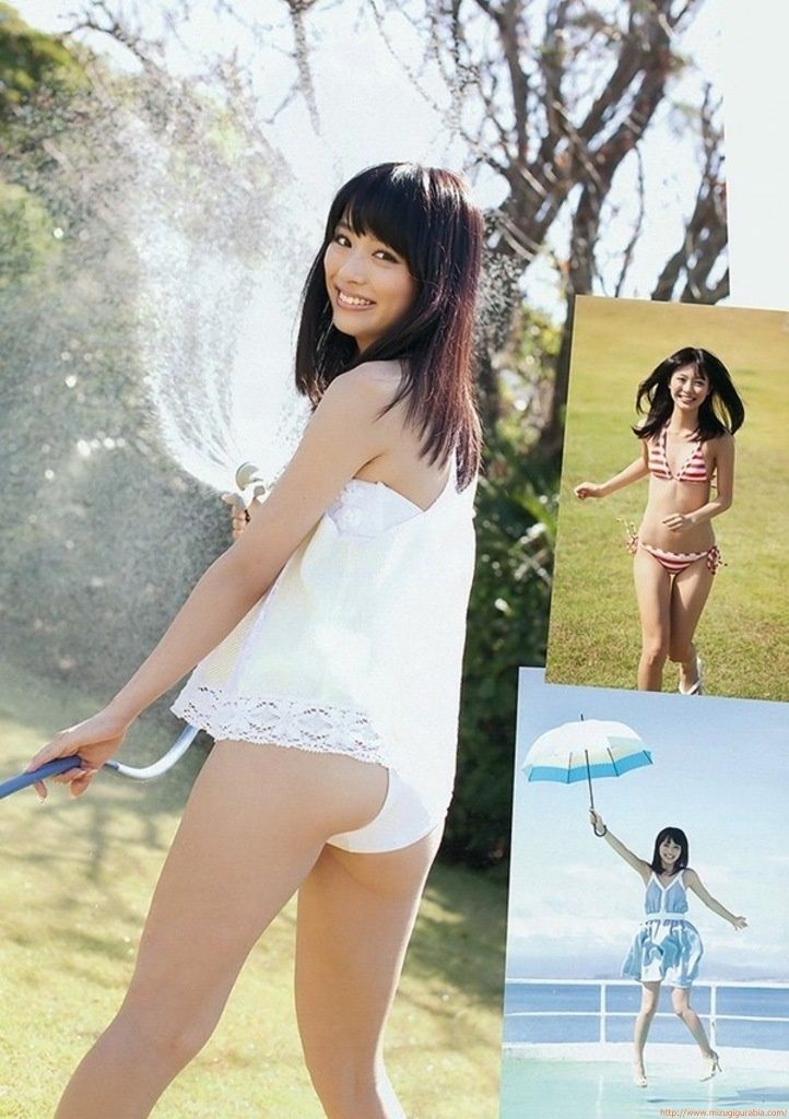 女優としても活躍 内田理央スレンダー水着ビキニ画像 30枚目