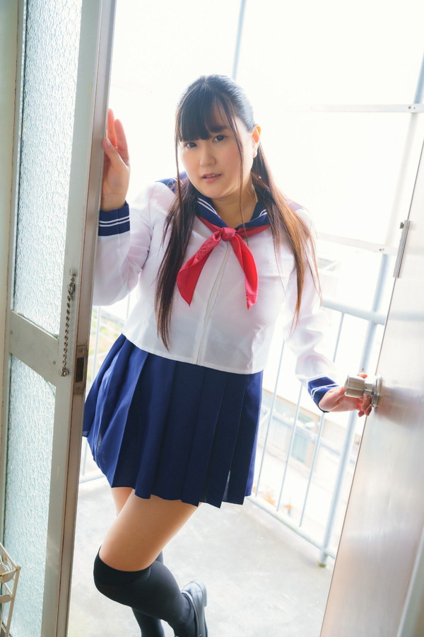 伊藤ミライ - グラビア学園 大爆乳【うもれる】  3枚目