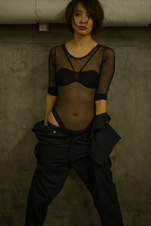 山崎真実 - デジタル原色美女図鑑 「Black」  5枚目