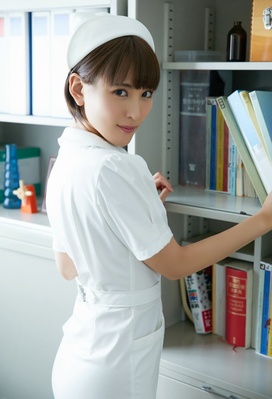 朝比奈祐未 - 解禁グラビア写真集 「ナースのひみつ」  8枚目