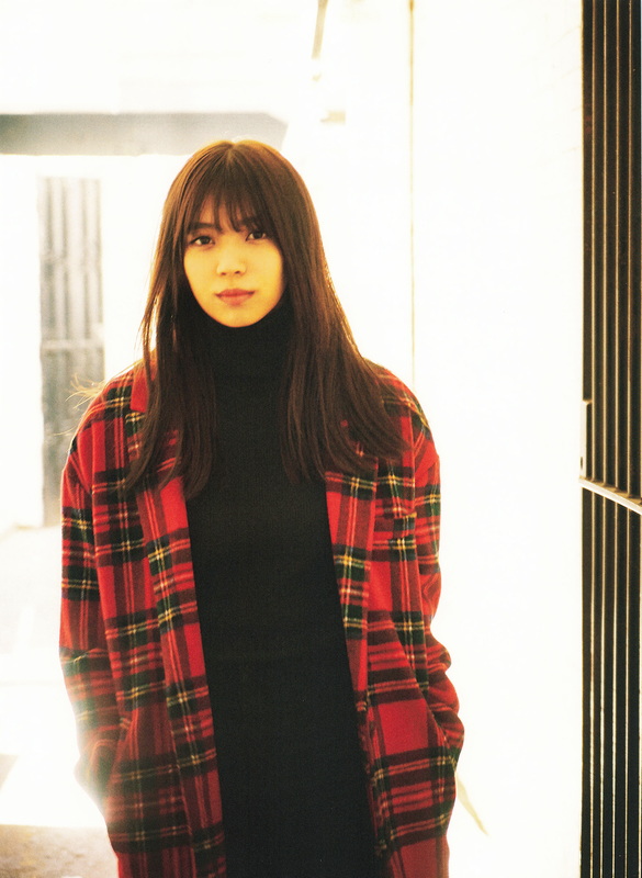 小林由依 - 写真集 「感情の構図」  20枚目