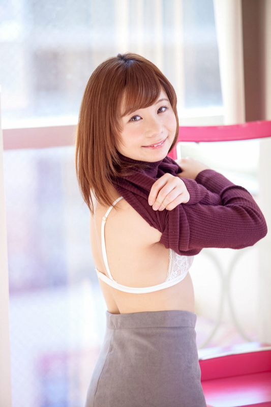 真奈 - グラビア学園 「ランジェリーと少年と」  14枚目