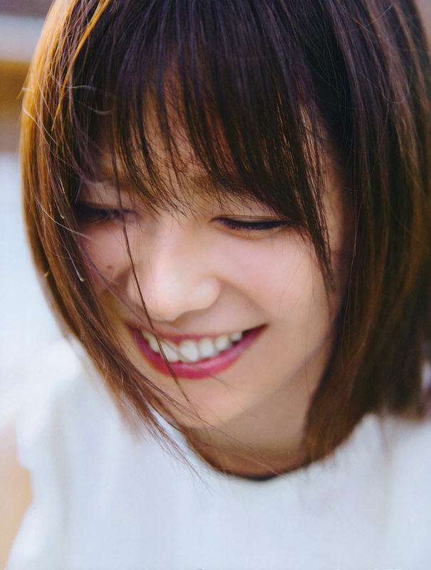 渡邉理佐 - 写真集 「無口」  4枚目