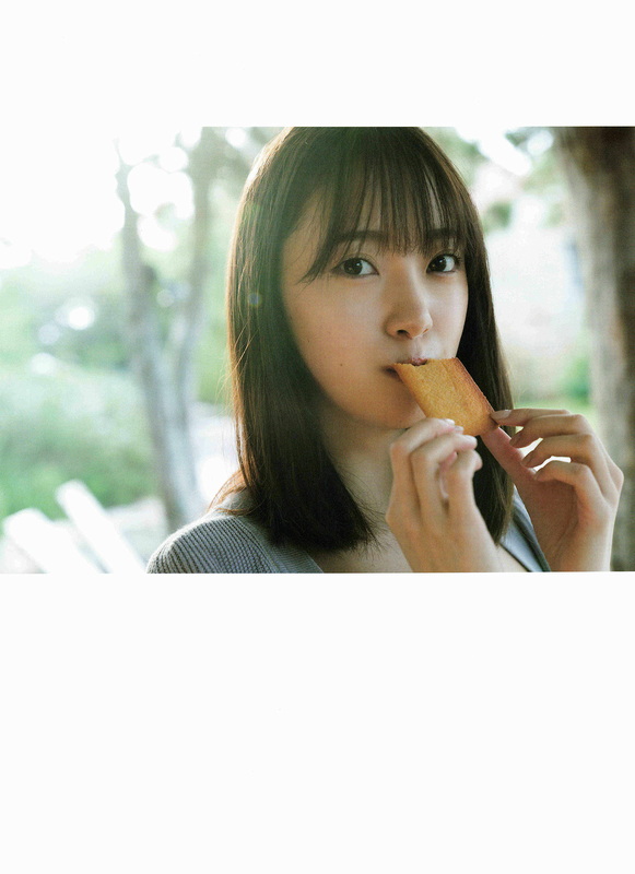 堀未央奈 - 写真集 「いつかの待ち合わせ場所」  16枚目