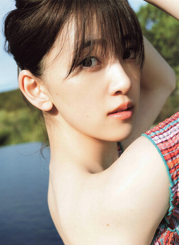 堀未央奈 - 写真集 「いつかの待ち合わせ場所」  24枚目