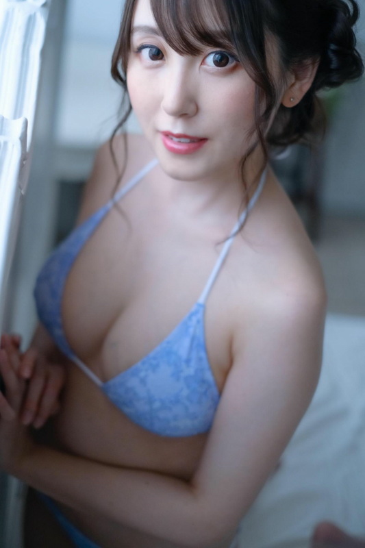 岬愛奈 - デジタル写真集 「白桃」 (※Part.12)  30枚目
