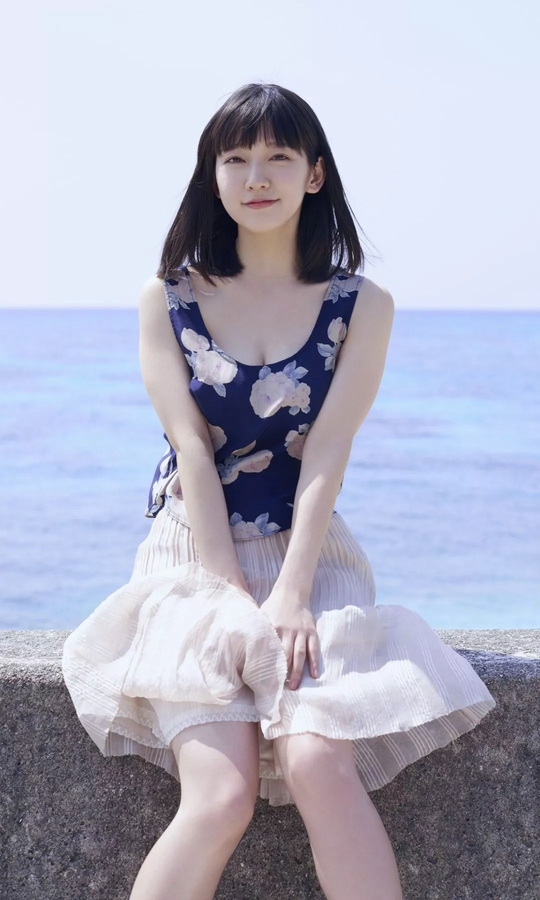 吉岡里帆 - デジタル週プレ写真集 「ロングロングバケーション」  24枚目