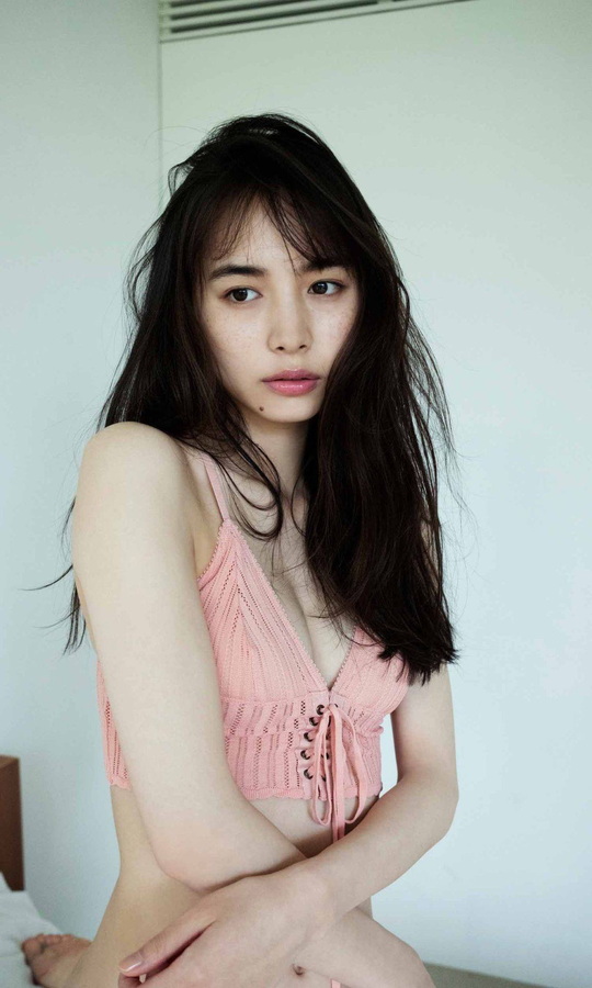 井桁弘恵 - デジタル週プレ写真集 「未来はちょっと、なつかしい。」  18枚目
