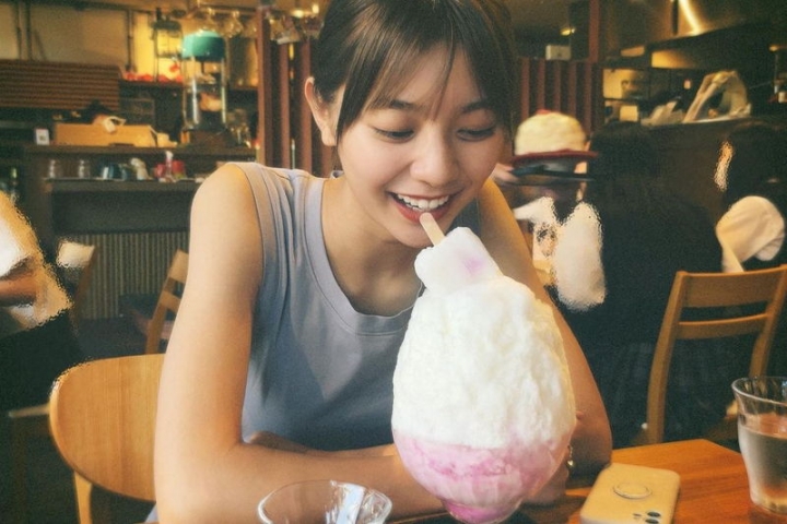 川津明日香 ファースト写真集 明日からもお見逃しなく!! 24枚目
