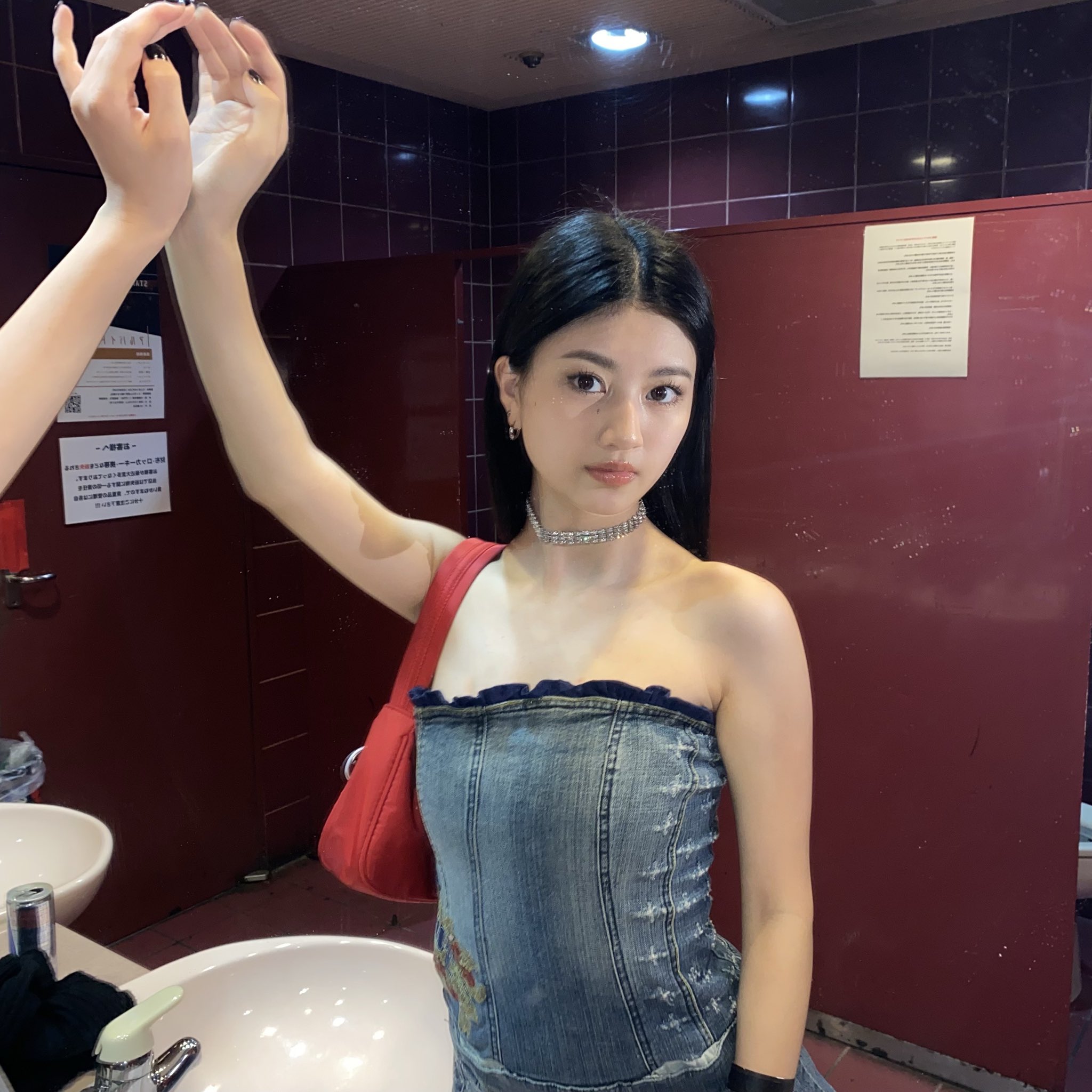 吉田あかり 最新グラビア水着画像 18枚目