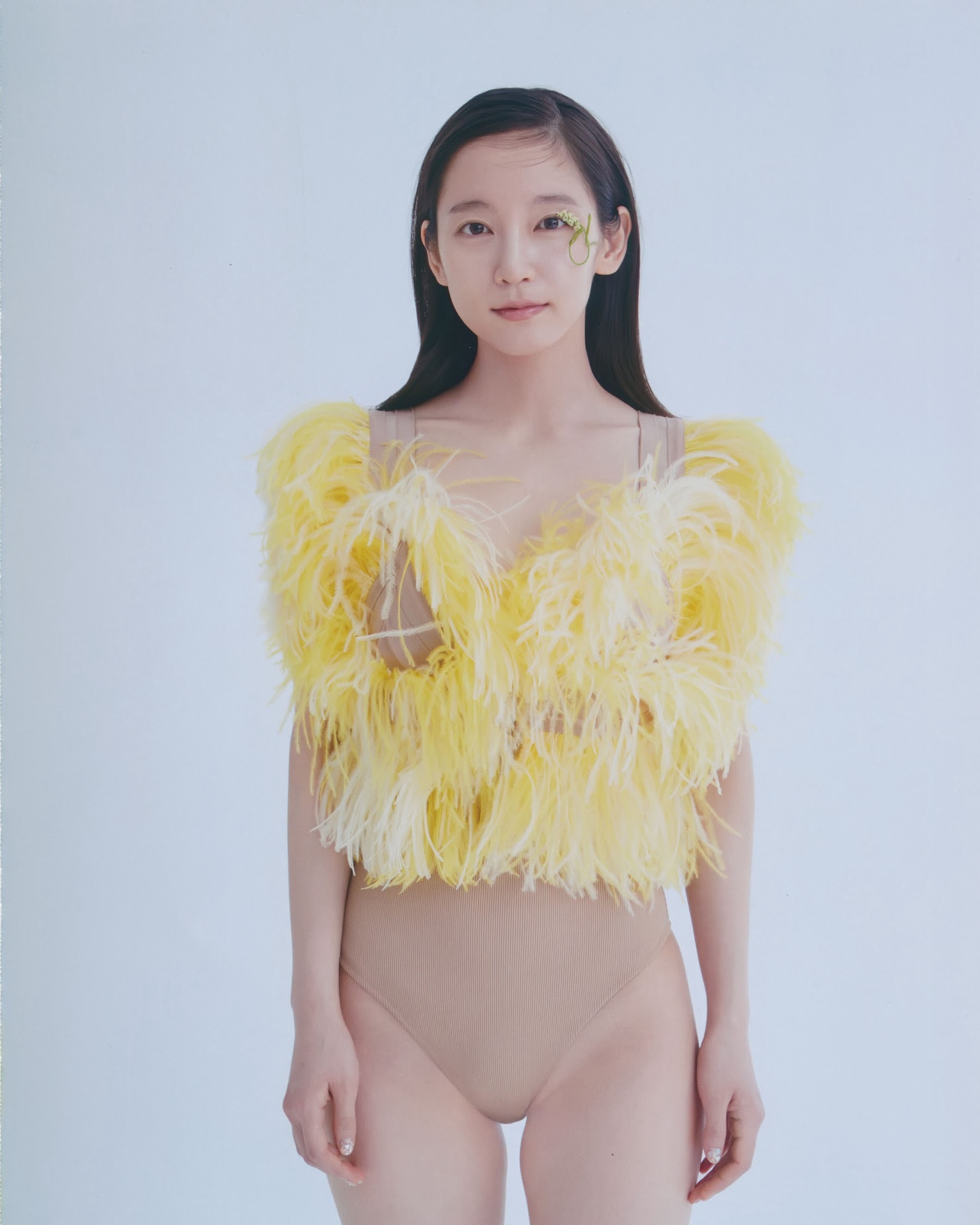 吉岡里帆 最新グラビア含む水着画像⑥ 12枚目