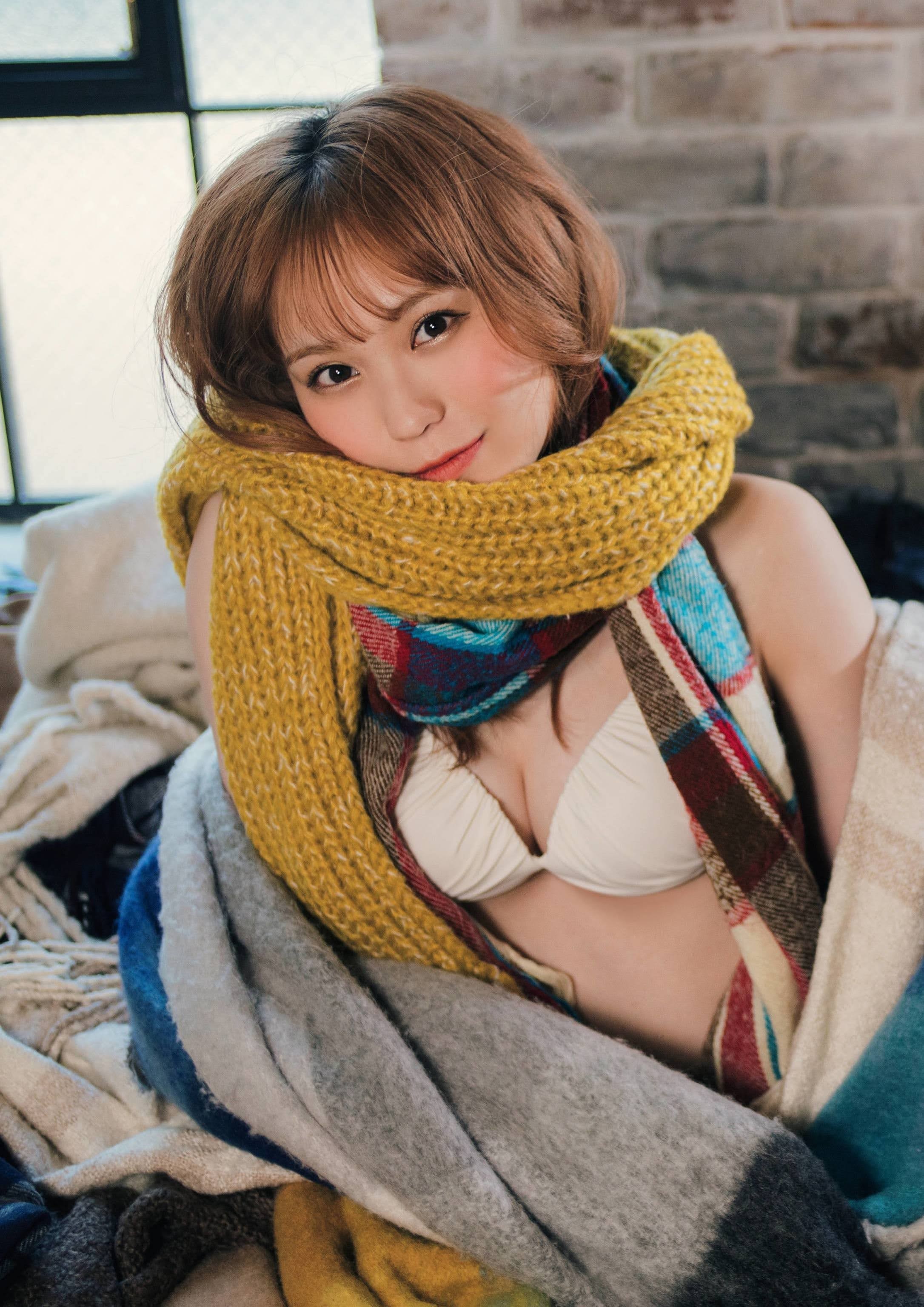 豊永阿紀(HKT48)最新グラビア水着画像 1枚目