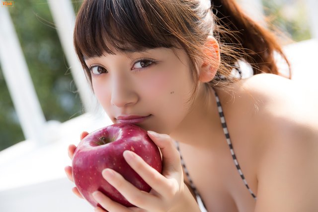 都丸紗也華 水着グラビア みんな大好きグラビアクイーン 18枚目