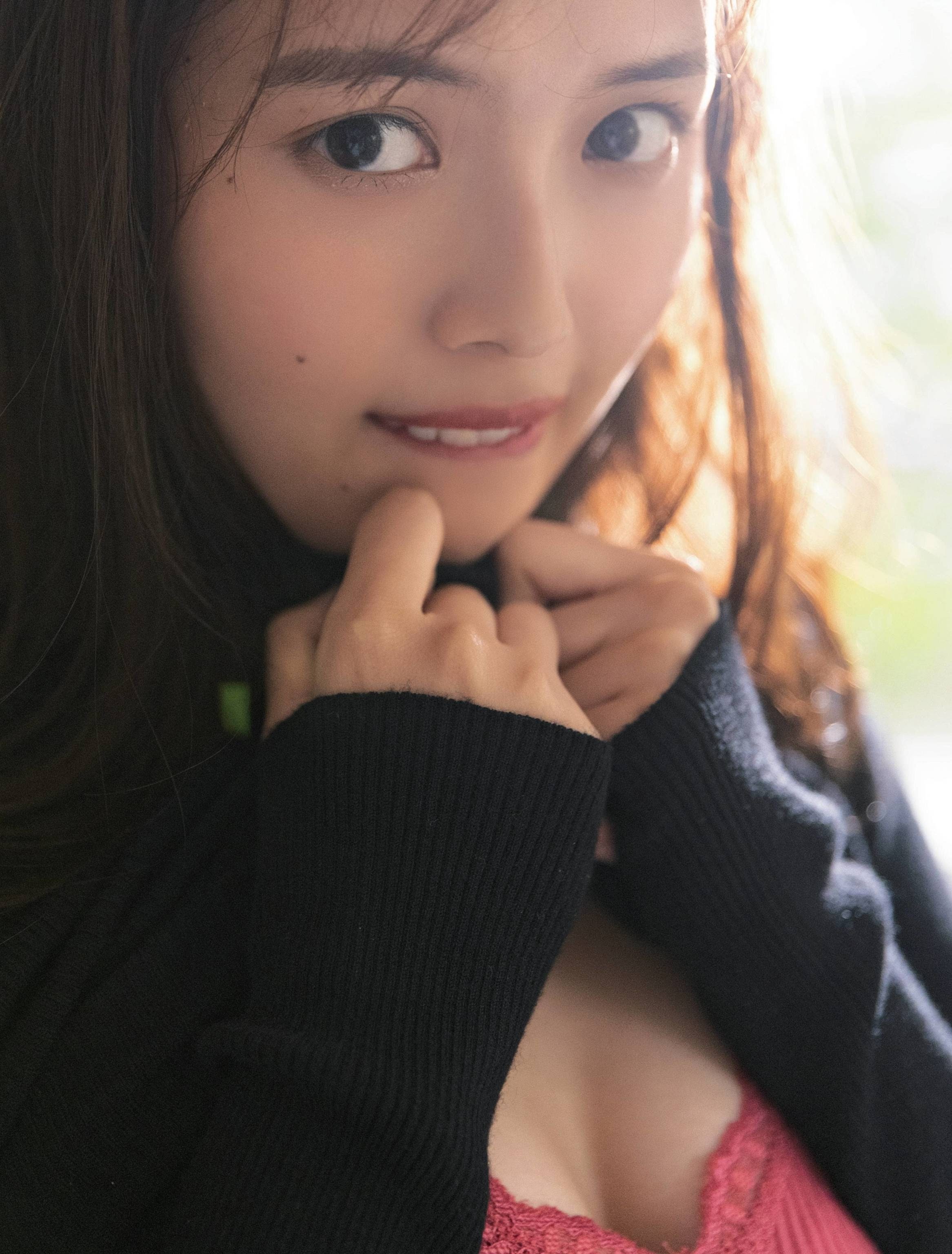 森日菜美 最新グラビア水着画像③ 14枚目