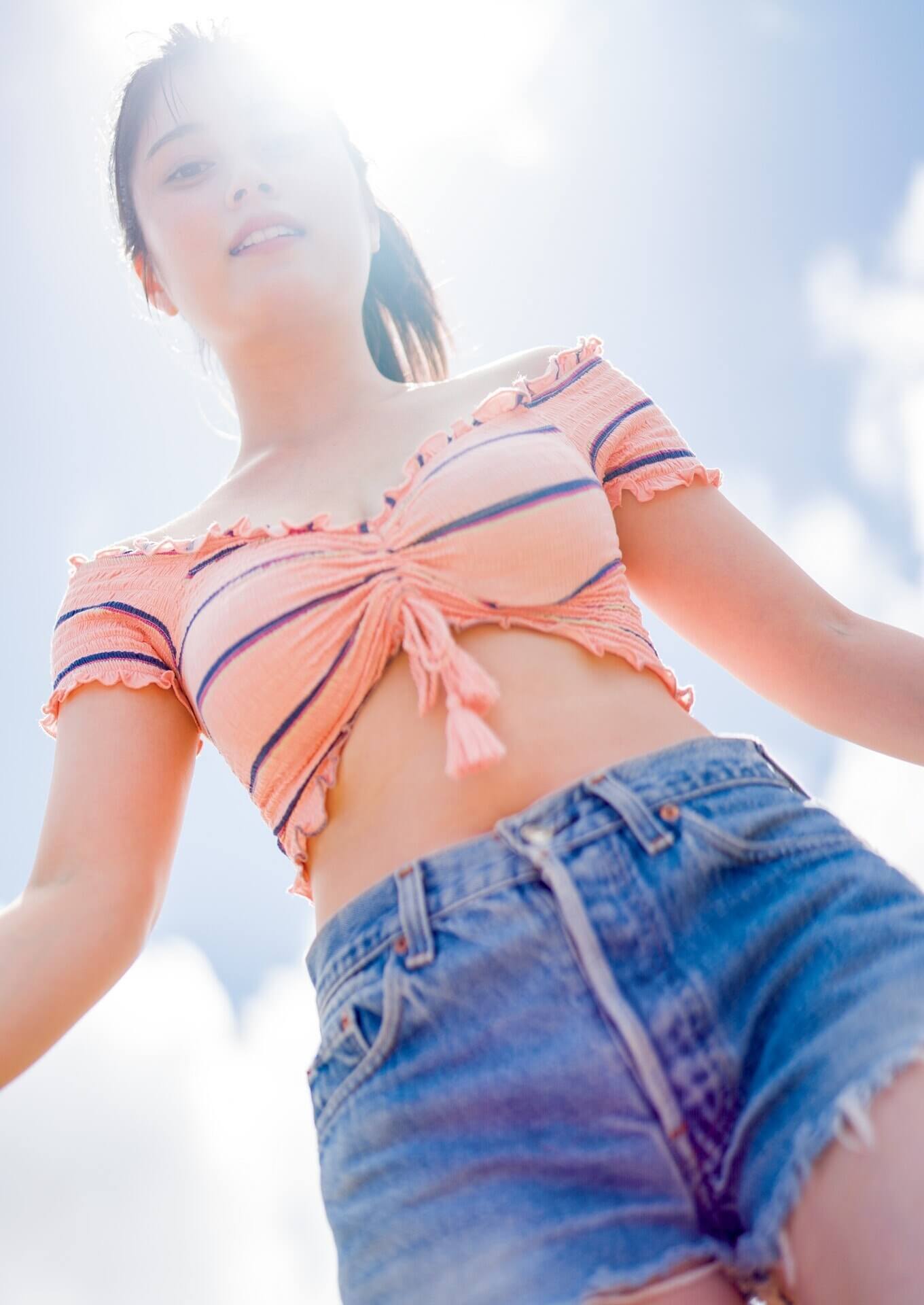 大久保桜子 セクシーな水着と大胆なカット 15枚目