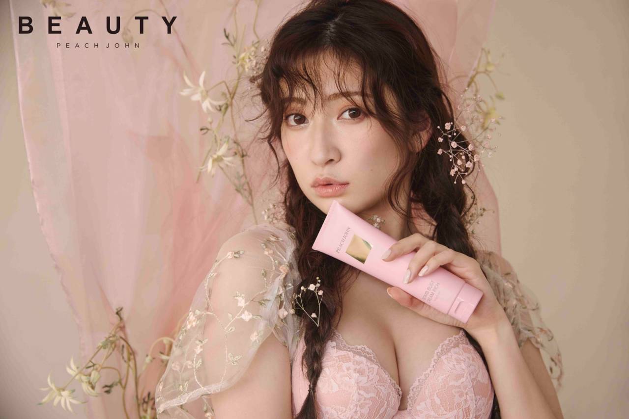 吉田朱里 最新グラビア含む水着画像② 3枚目