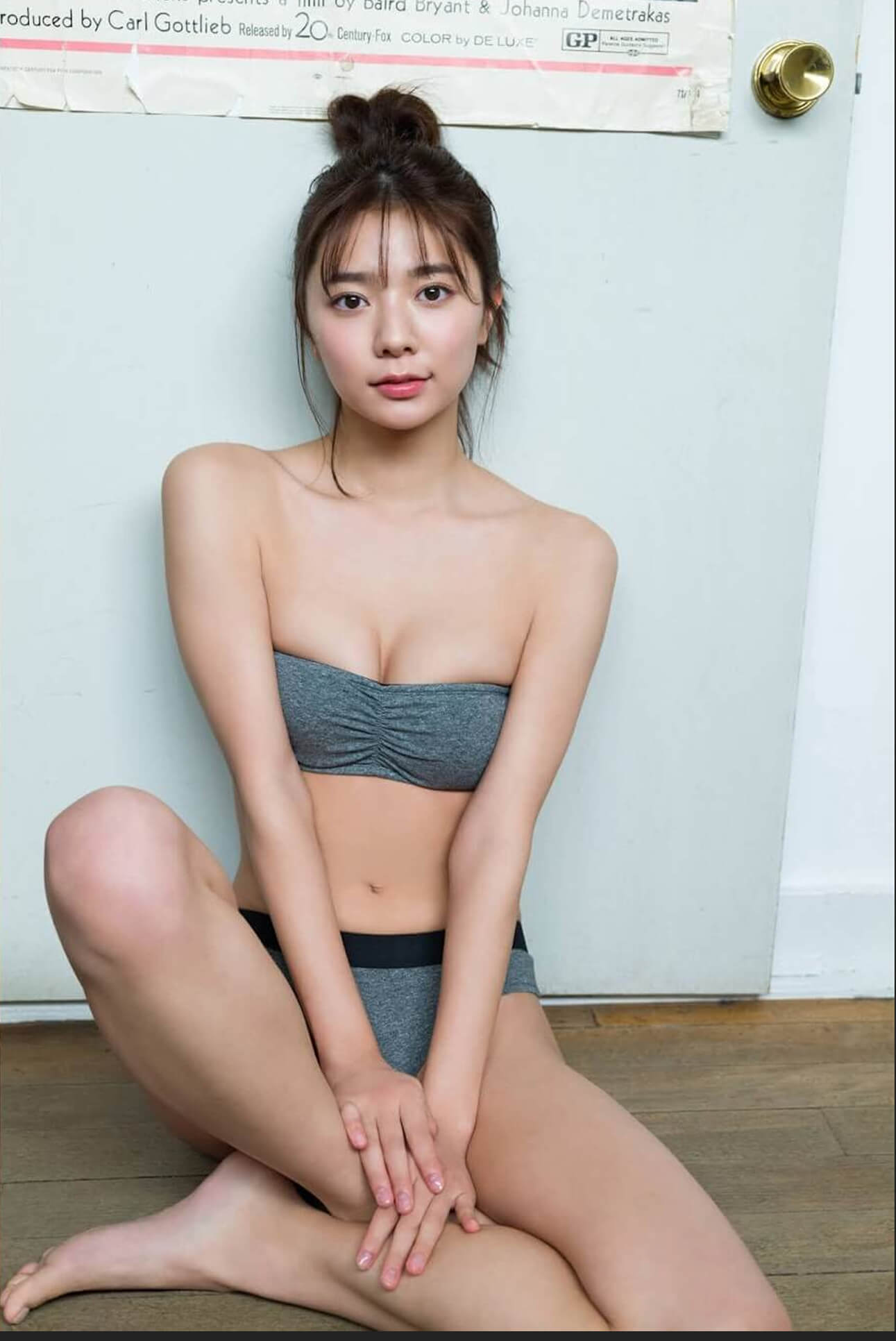 川津明日香 爽やかな水着カット仮面ライダーセイバーヒロイン 14枚目