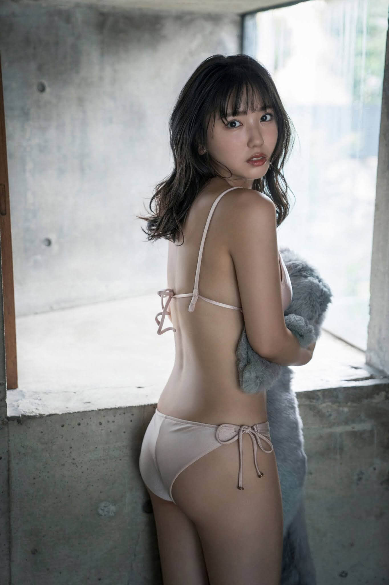 沢口愛華 水着グラビア 2022年も大本命 9枚目
