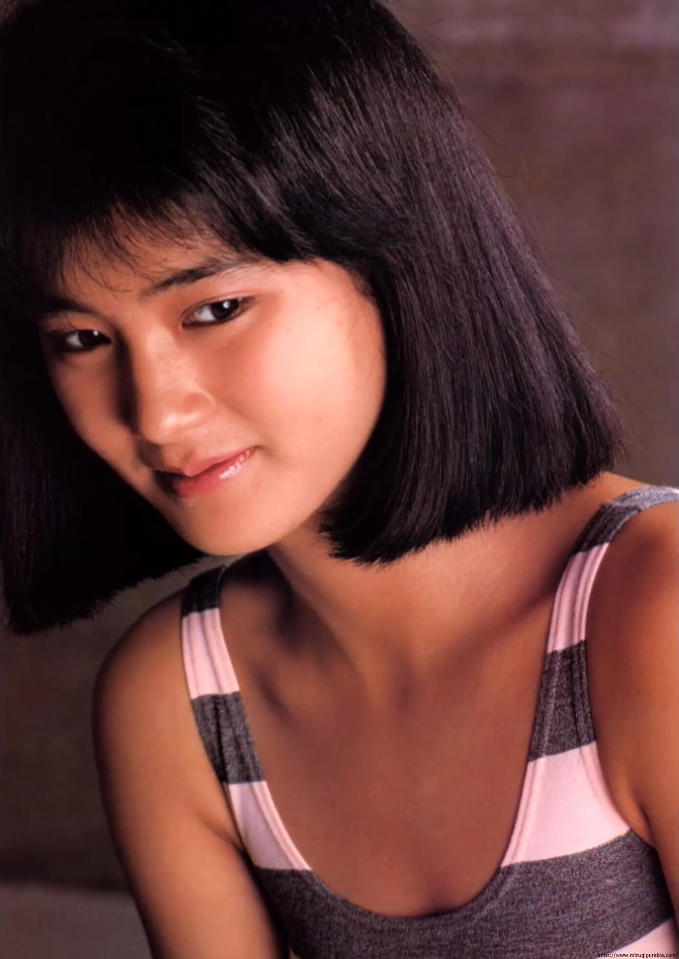 安田成美 水着グラビア女優 8枚目