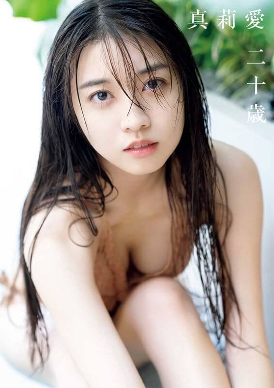 牧野真莉愛 水着グラビア モーニング娘。22 海 森川など大自然に艶肌とダンスで鍛え上げたしなやかな体 4枚目