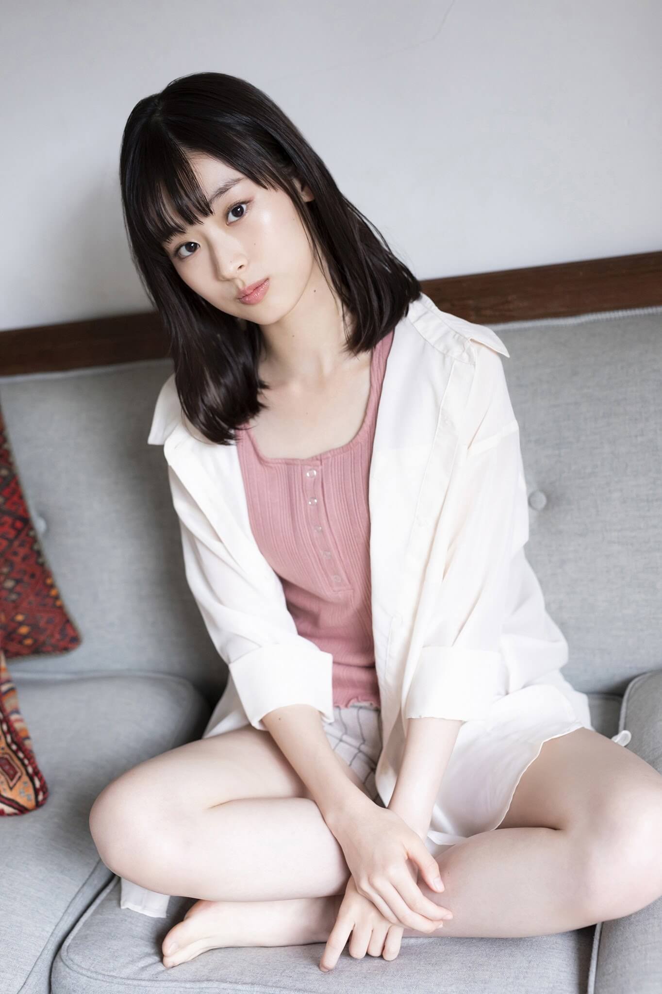 井本彩花 水着グラビア 仮面ライダーリバイスヒロイン 20枚目
