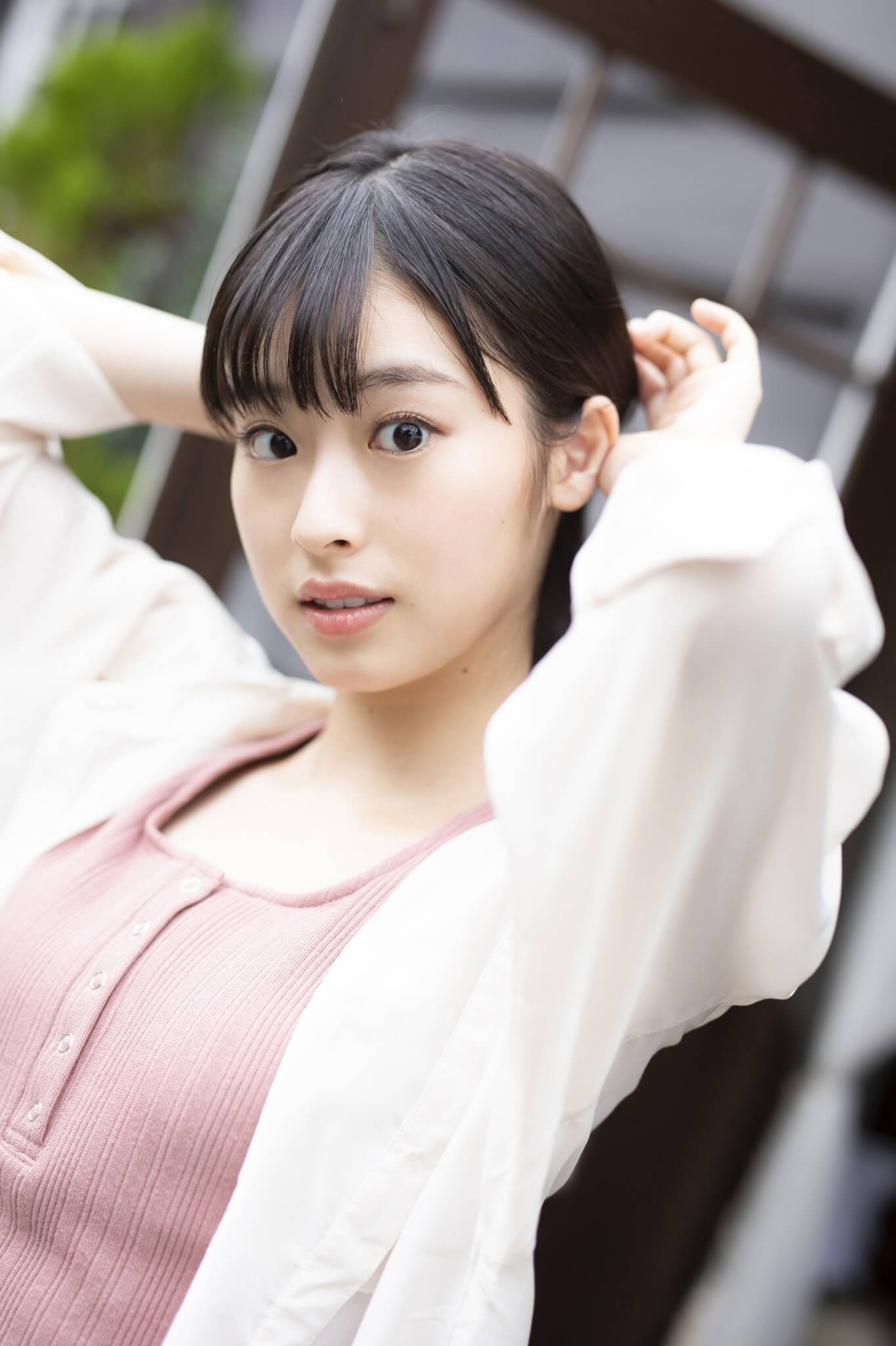 井本彩花 水着グラビア 仮面ライダーリバイスヒロイン 22枚目