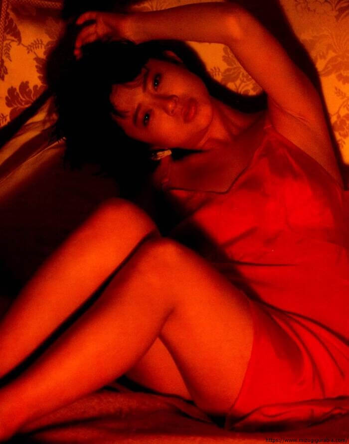 松本典子 10代最後の 水着グラビア セクシーグラビア 1987年 9枚目