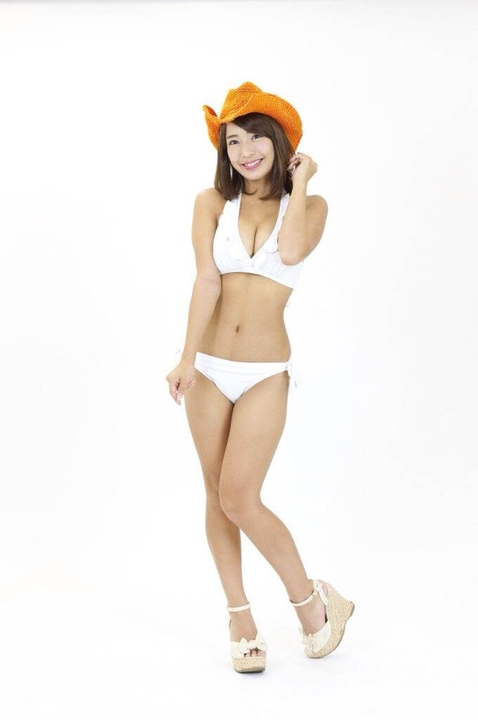 橋本梨菜 水着グラビア宝石ボディーを大胆披露! 褐色のGカップは永遠の輝き! 15枚目