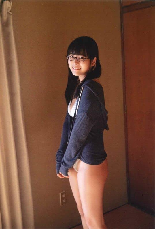 東雲うみ 水着グラビア 奇跡のからだ 8枚目