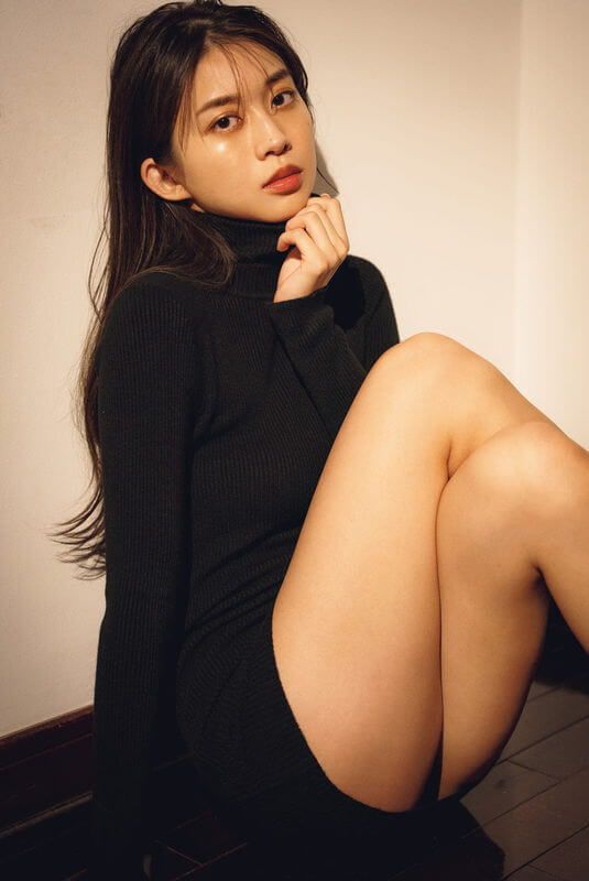 牧野真莉愛 プールに水着に天使スマイル 16枚目