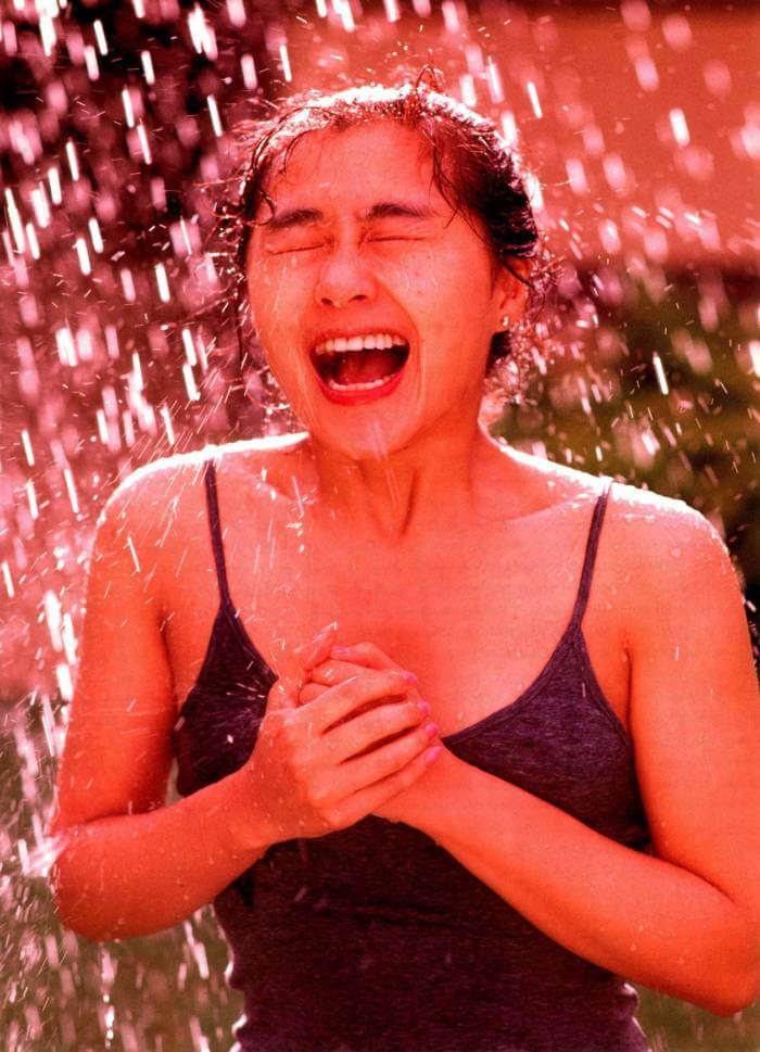 長山洋子水着グラビア 演歌歌手 6枚目