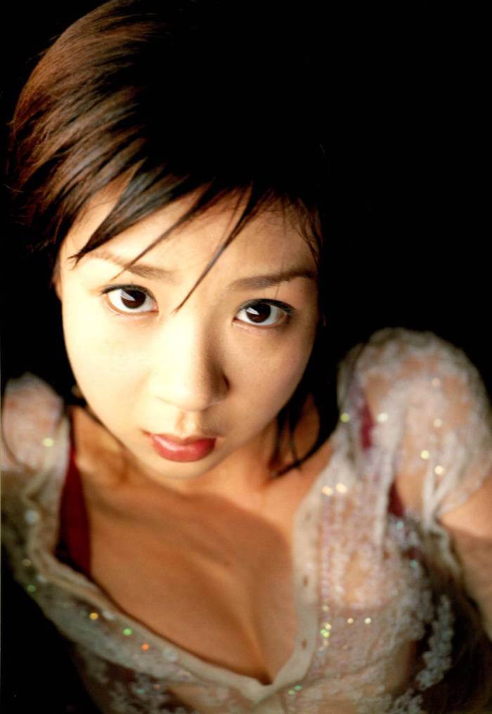 ほしのあき 水着グラビア濡れる白い肢体 21枚目