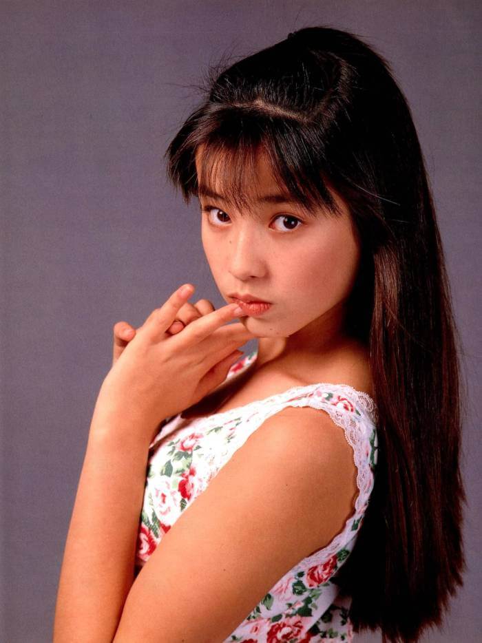 若き日の女優たちの 水着グラビア写真 有森也実 生稲晃子 小川範子 喜多嶋舞 斉藤由貴 沢口靖子 高岡早紀 西田ひかる 西村知美 万里洋子 宮沢りえ 山中すみか 5枚目