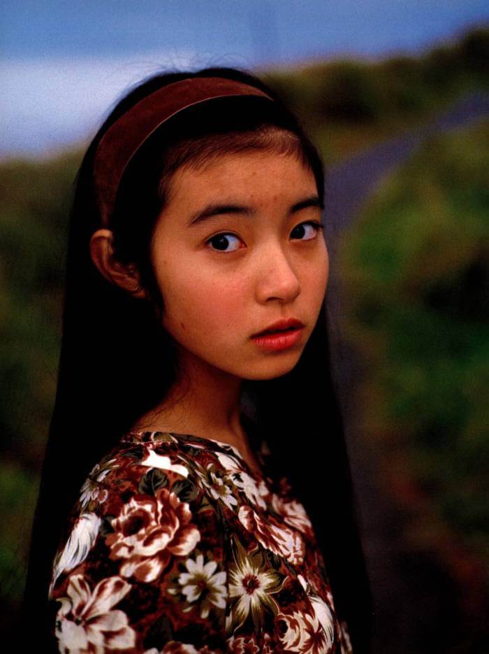 若き日の女優たちの 水着グラビア写真 有森也実 生稲晃子 小川範子 喜多嶋舞 斉藤由貴 沢口靖子 高岡早紀 西田ひかる 西村知美 万里洋子 宮沢りえ 山中すみか 10枚目