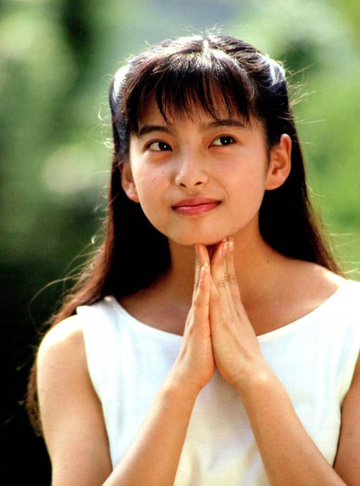 若き日の女優たちの 水着グラビア写真 有森也実 生稲晃子 小川範子 喜多嶋舞 斉藤由貴 沢口靖子 高岡早紀 西田ひかる 西村知美 万里洋子 宮沢りえ 山中すみか 23枚目