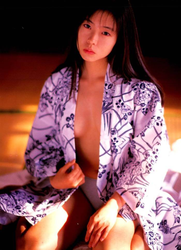 森下純菜 水着と制服 現役最古参アイドル 15枚目