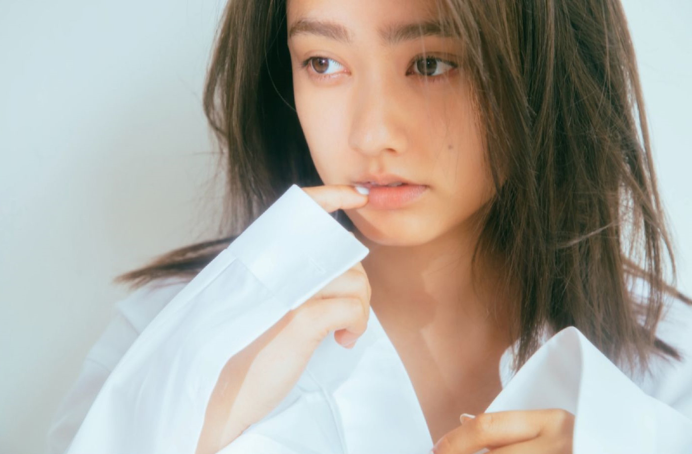 谷まりあ 最新グラビア画像 14枚目