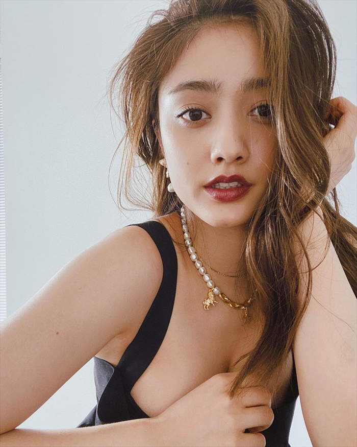 谷まりあ 最新グラビア画像 19枚目