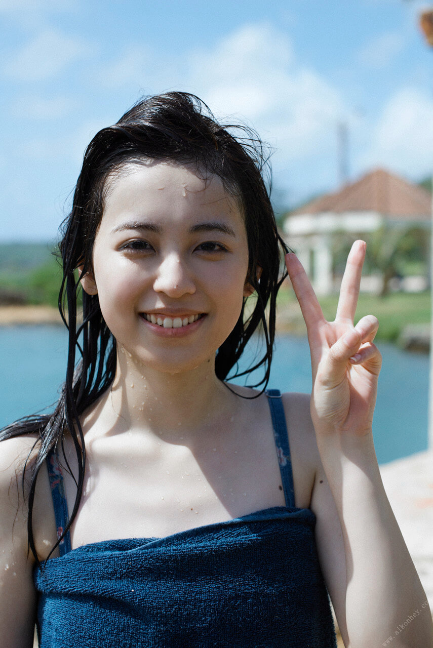 久慈暁子水着ビキニグラビア フジテレビの女性アナウンサー 17枚目