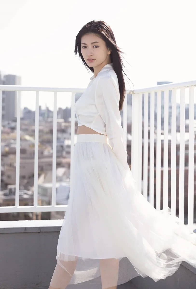 吉田あかり 水着ビキニグラビア18歳22年最注目の女優 7枚目