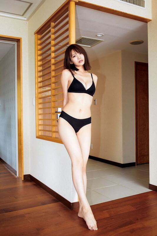 早瀬あや 元日本一のレースクイーンが自身2作めとなる3st写真集を発表 10枚目