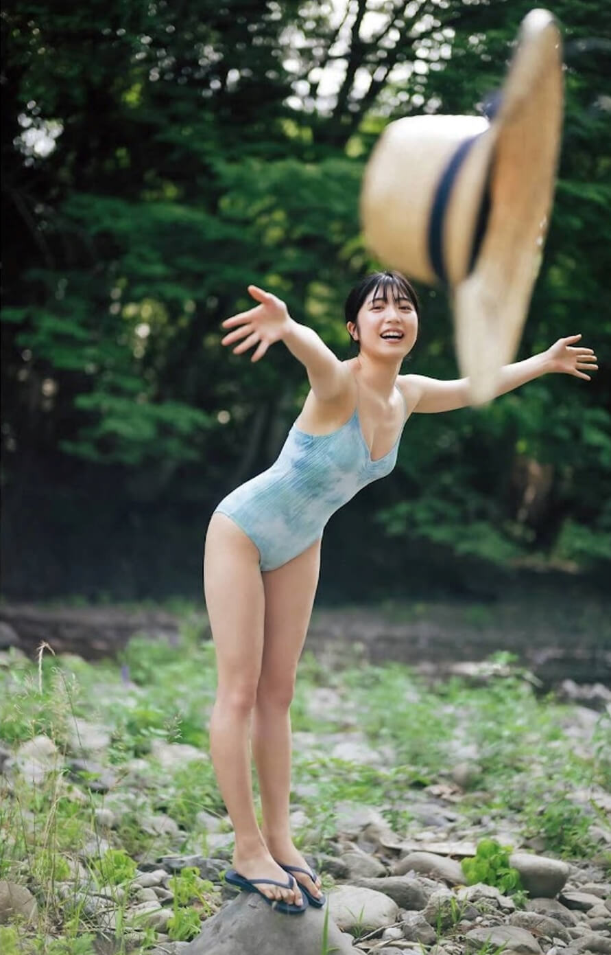 吉田莉桜 水着ビキニグラビア夏恋サイダー 13枚目