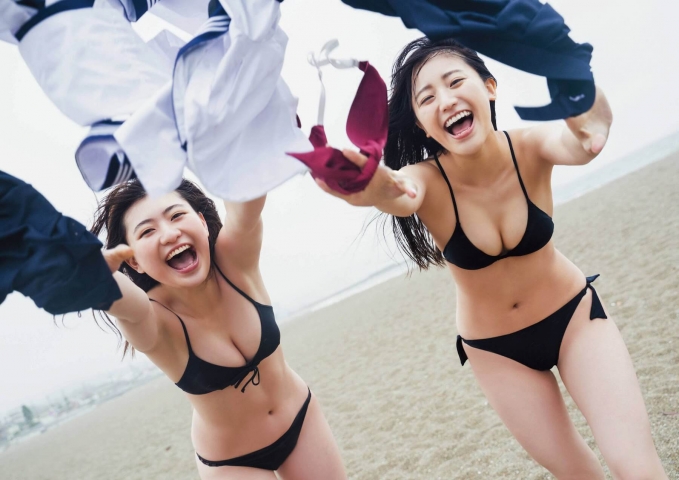 山田南実 蓼沼優衣 制服なんて脱いじゃえ! 水着ビキニグラビア 26枚目
