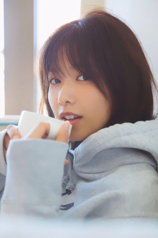 櫻坂46 渡邉理佐 卒業メモリアルブック発売 7年間の集大成 | 20枚目