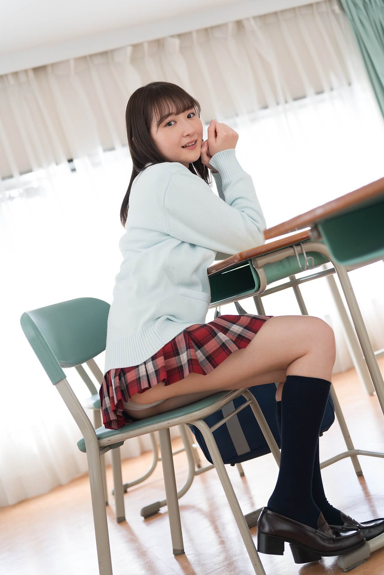 近藤あさみ 制服脱衣 白水着ビキニVol.1 16枚目