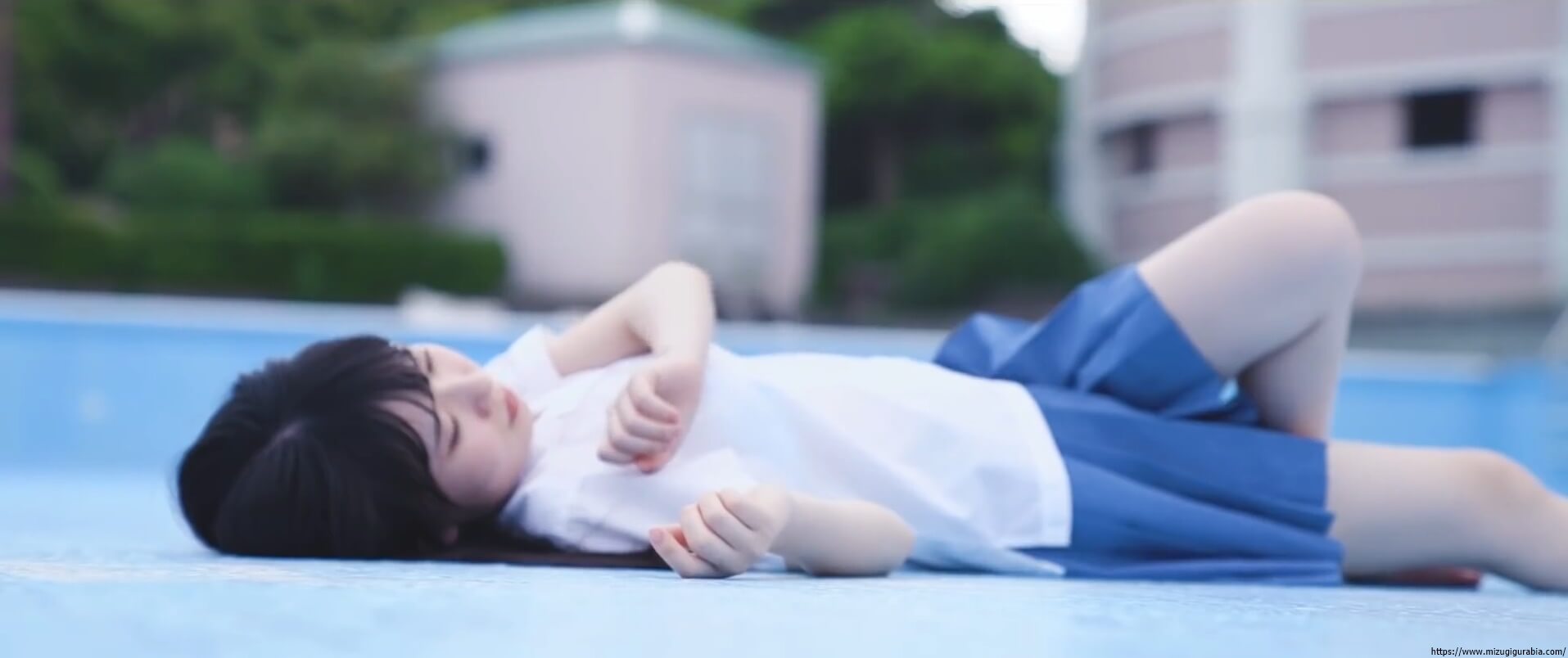 新居歩美 水着ビキニグラビア「アキシブproject」の現役女子高生メンバー 7枚目