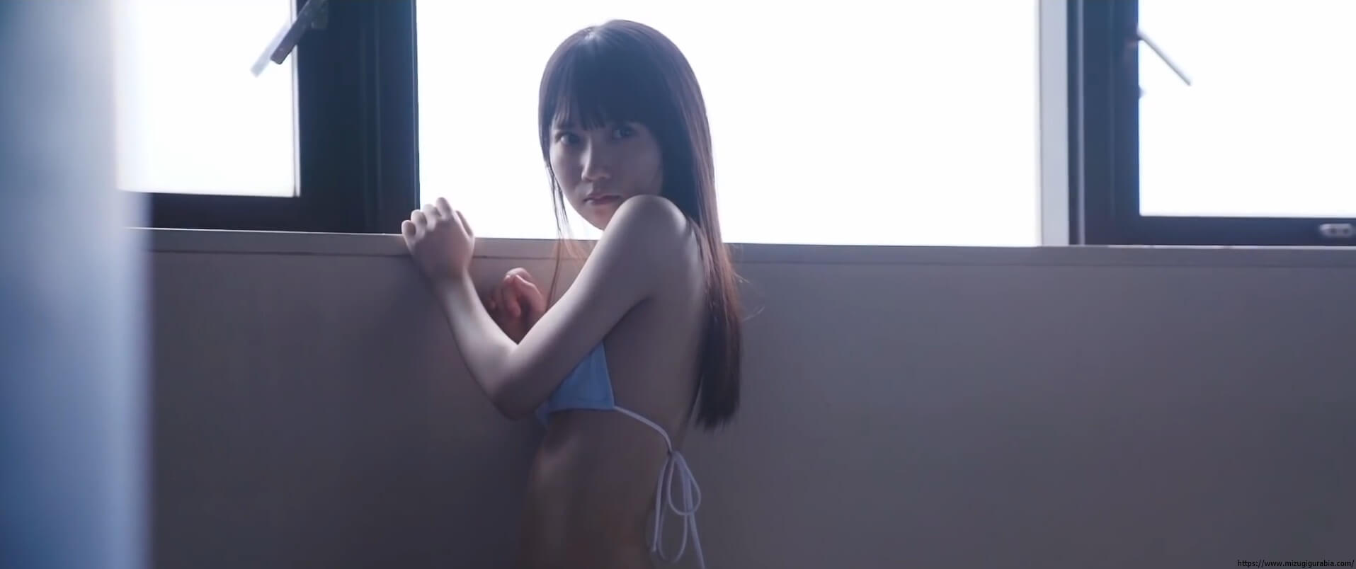 新居歩美 水着ビキニグラビア「アキシブproject」の現役女子高生メンバー 16枚目