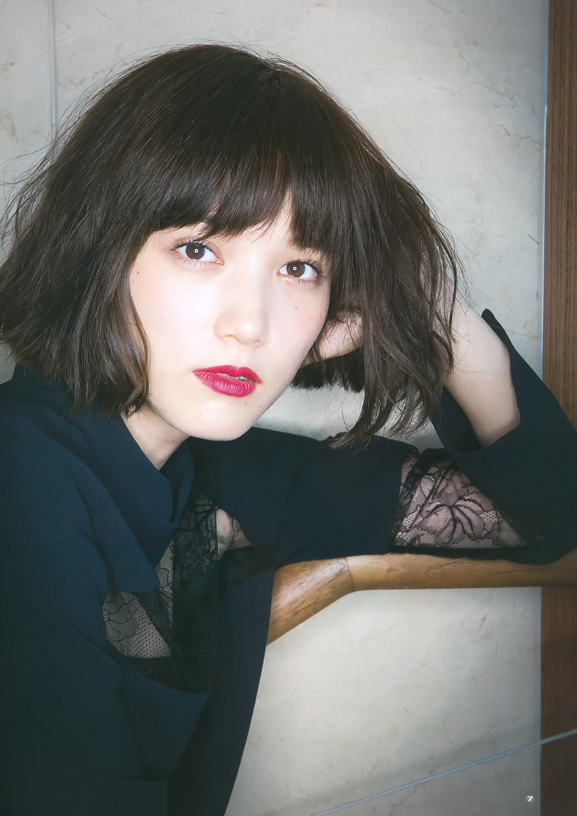本田翼 最新グラビア画像② 17枚目